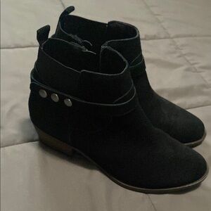 Kensie Black Ankle Booties with Silver Accents